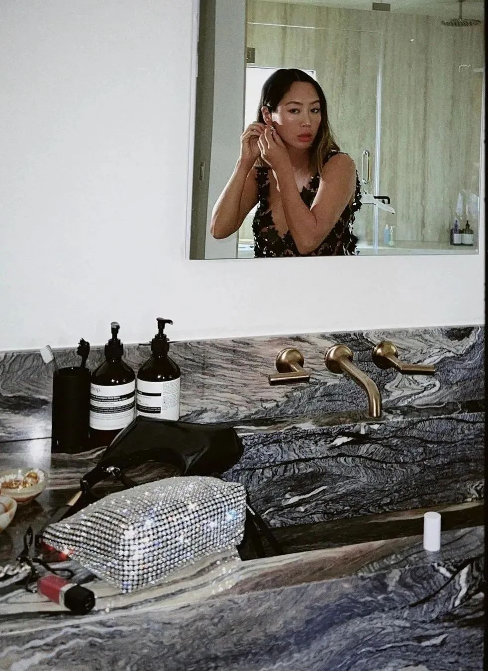 600w人都爱！室内设计师转型时尚博主后，网友：家比穿搭好看