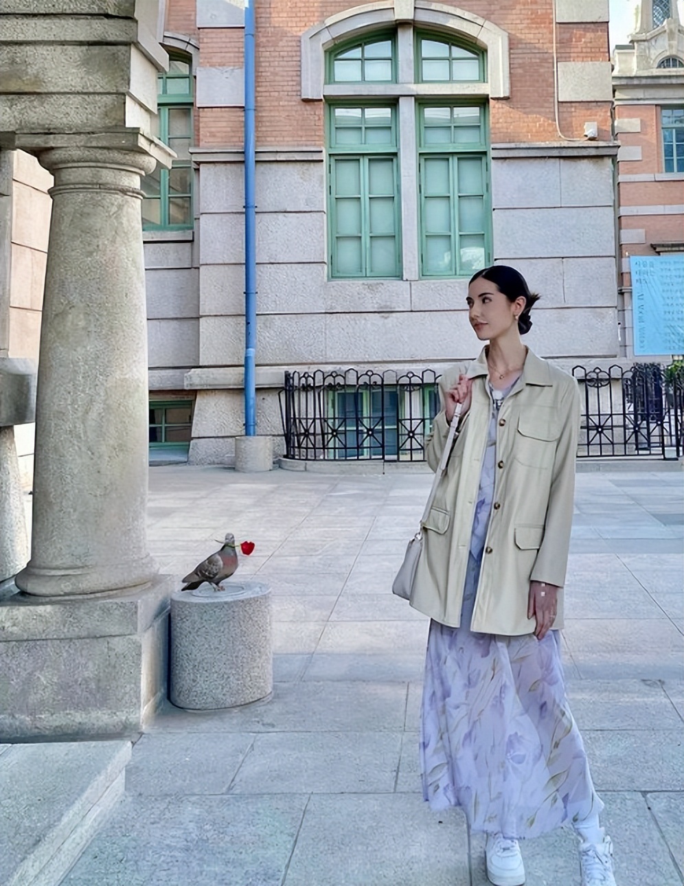 女子婚纱照被拍胖吐槽,太瘦女生婚纱照