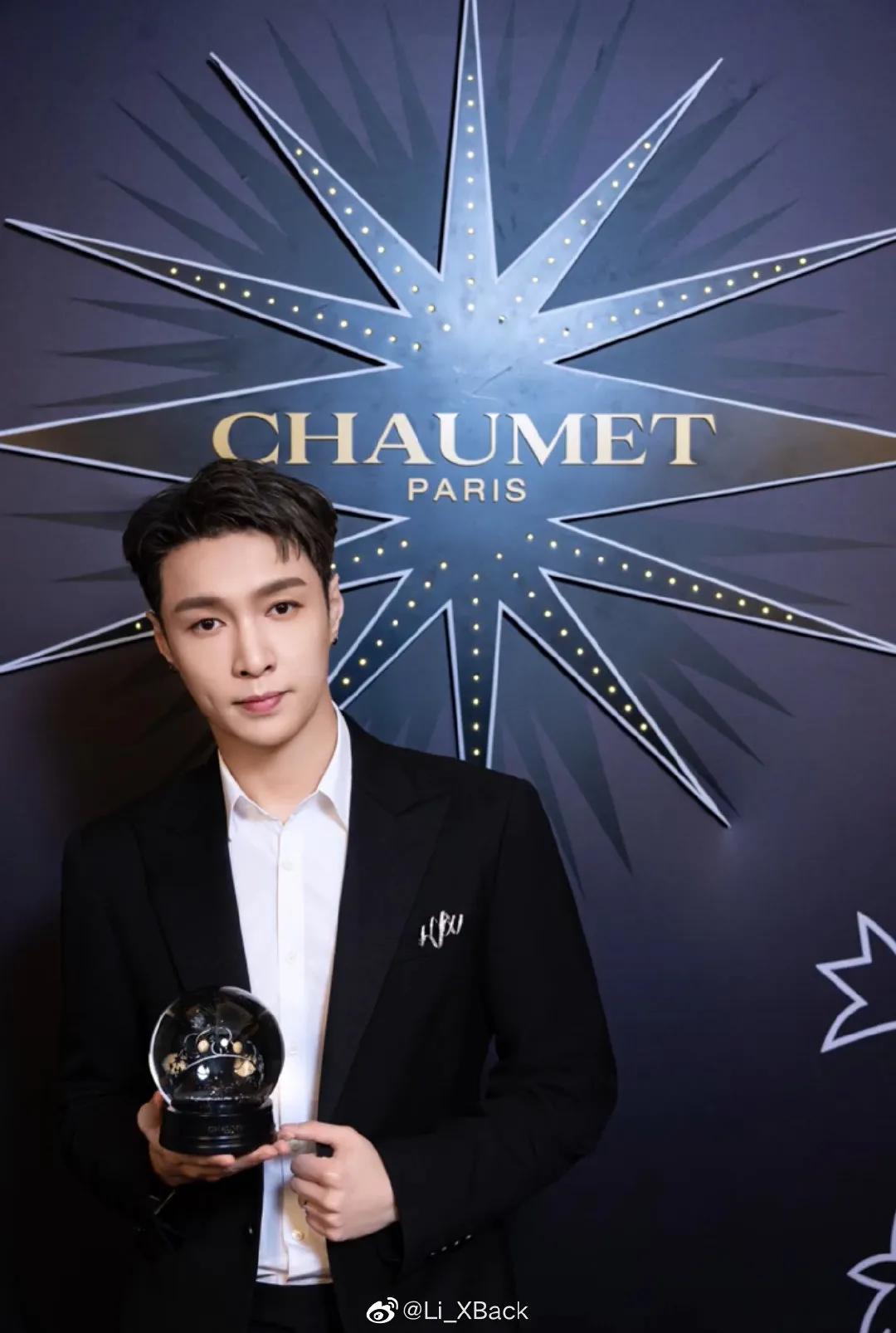 尚美巴黎张艺兴白色西装,张艺兴是尚美巴黎全球代言人吗