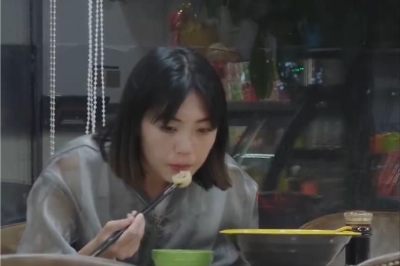 90后聋哑情侣,90后小夫妻异地恋