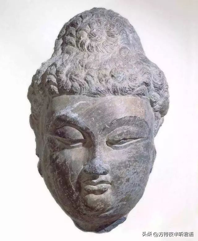 他与洋人内外勾结,1.4万大洋卖掉了龙门石窟1400年的国宝*物文**!