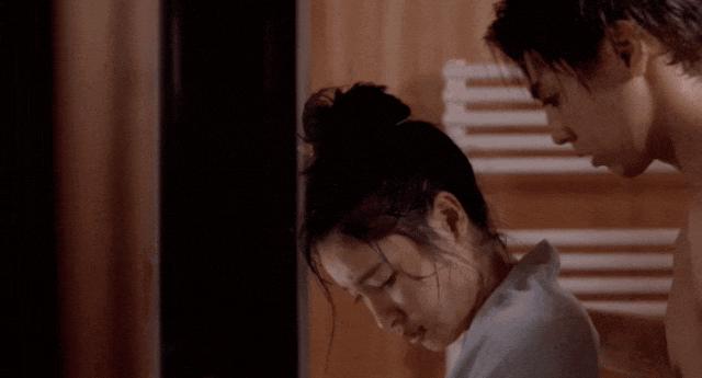 还记得《哥哥太爱我》的妹妹土屋太凤吗？她当妈妈啦！