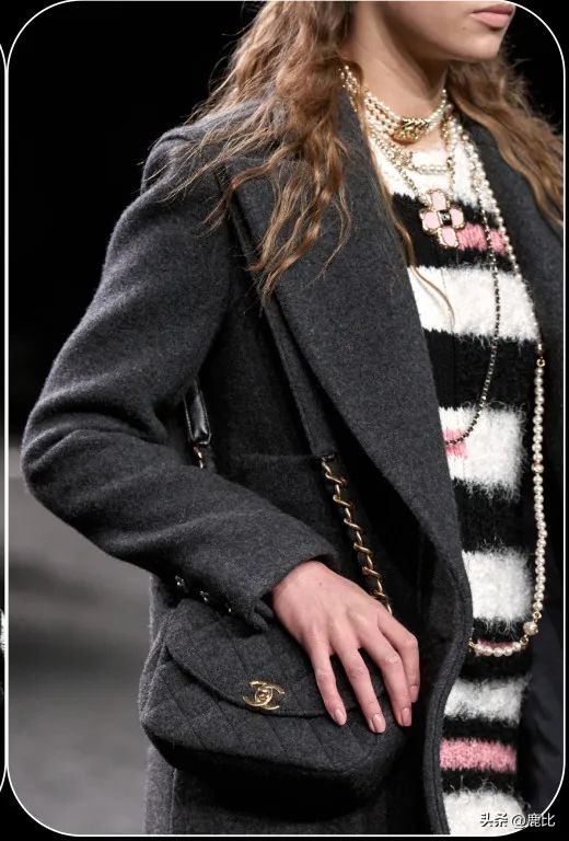 Chanel拿出看家本事，这样的包包无人能敌！