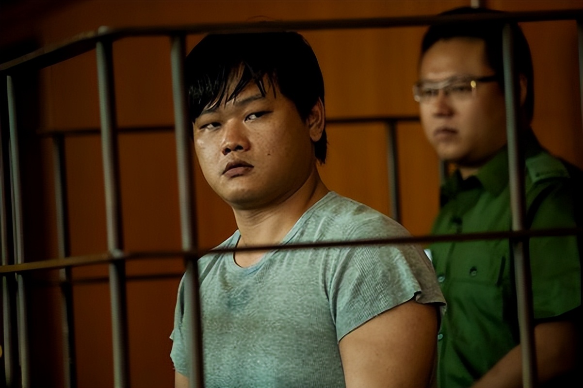 智齿香港片,智齿港片电影有没有彩色版