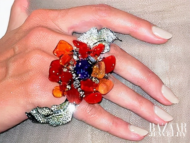 谁设计了阿黛尔的婚戒？这些让明星“闪耀”的幕后大咖终于藏不住了