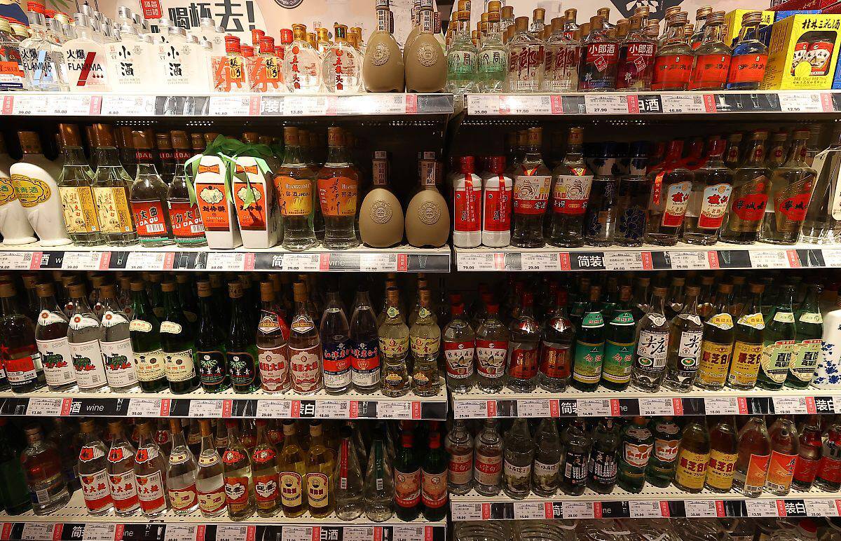 过年送亲戚酒三大禁忌,过年送礼一定要送4样吗