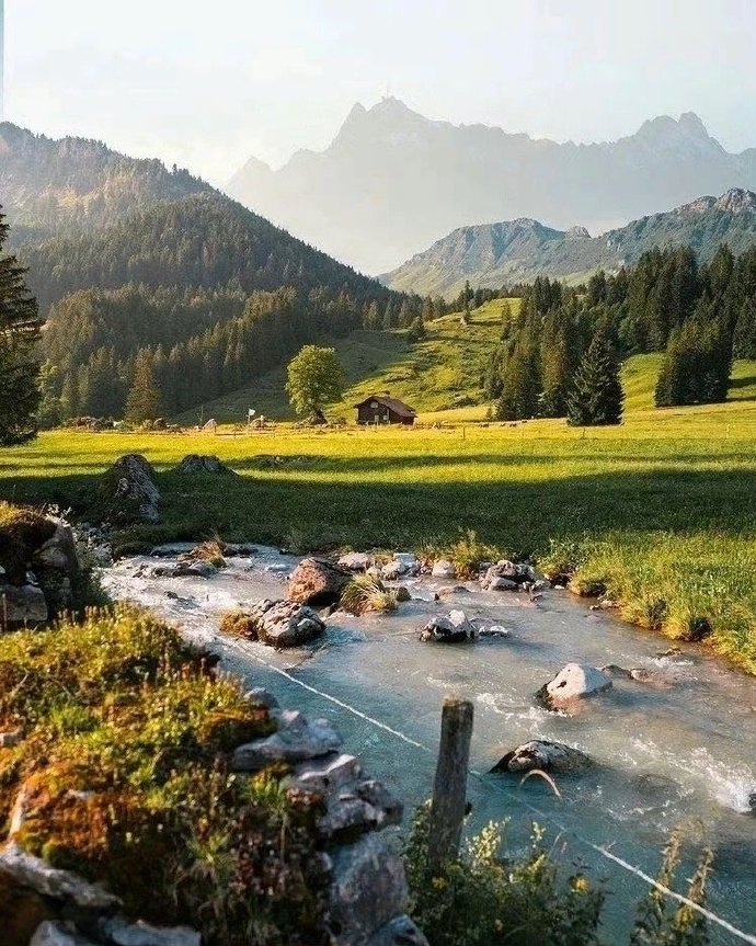 职场心理学你应该学会的说话方式,心理学谈话时眼神一直看着你