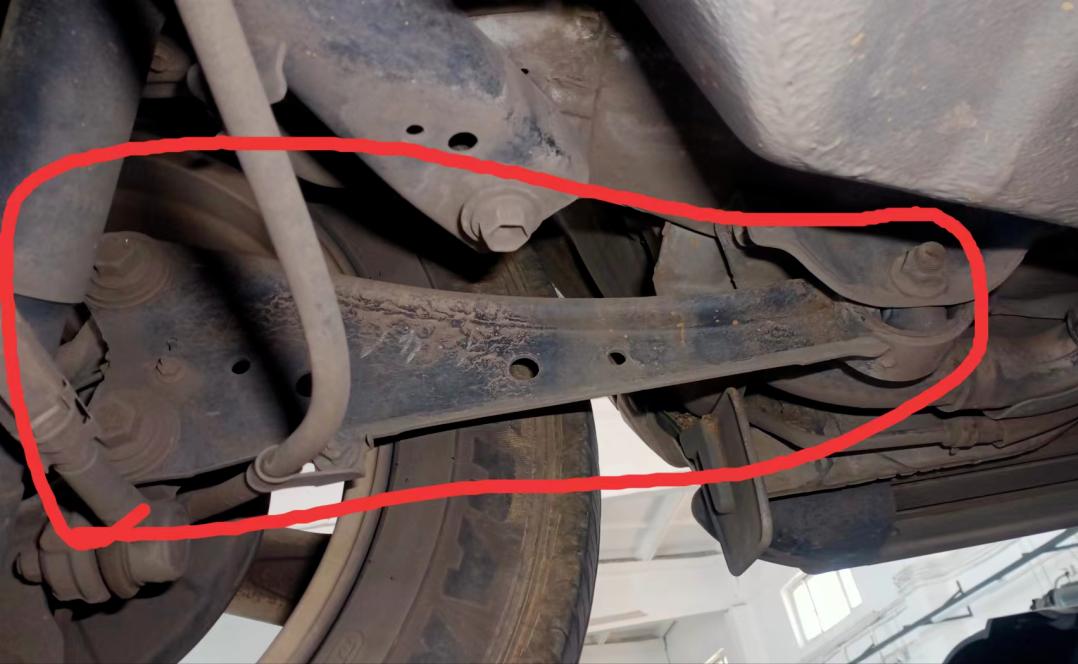 老rav4车翻新改造全过程,老款rav4比新款好太多