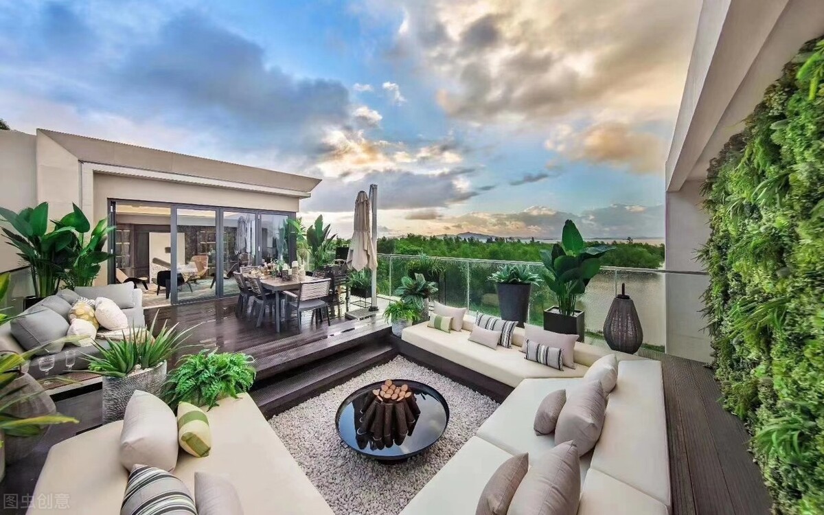 马云购超豪华游艇，刘强东买意大利豪宅，电商大佬为何纷纷离场？