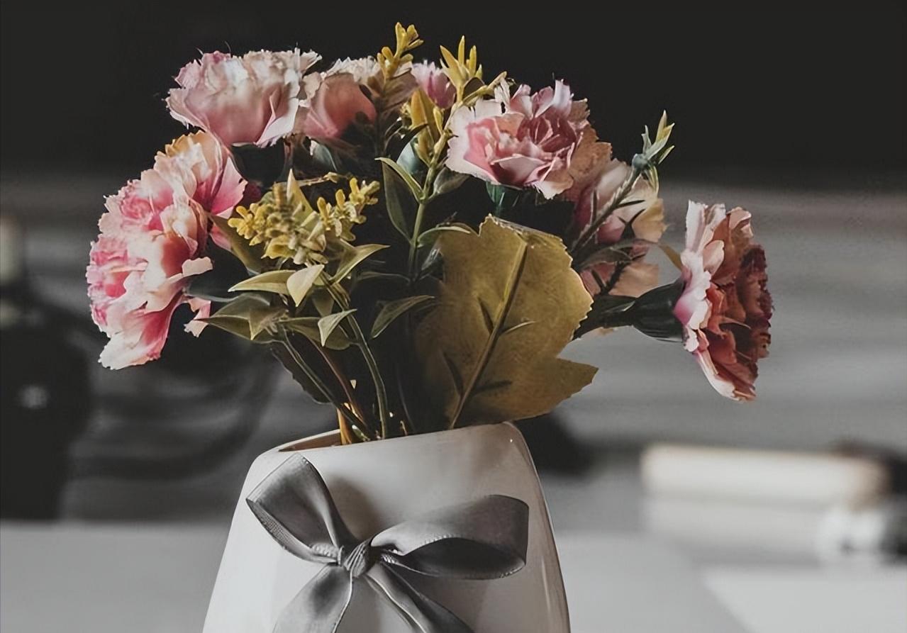 怎样让女人对你用情至深,想让女人对你上瘾其实只需要三步