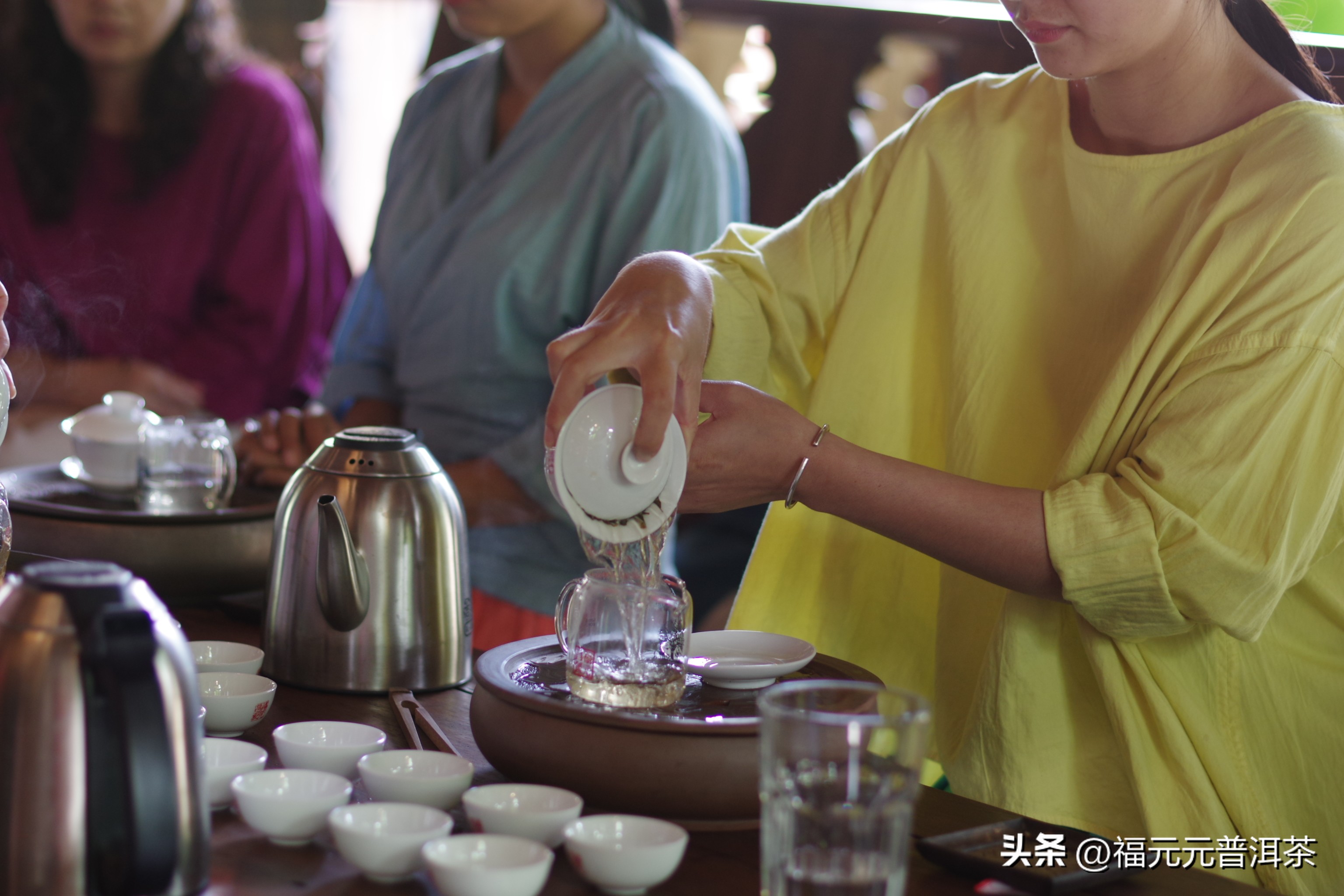 喝茶的女人骨子里都透着美,喝茶的女人一定很有魅力