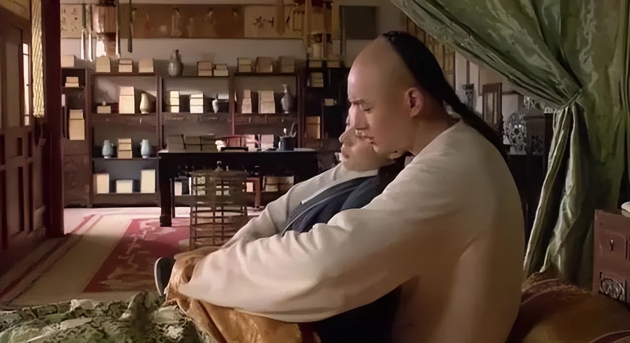 她阳了之后，评论区10万人催她离婚