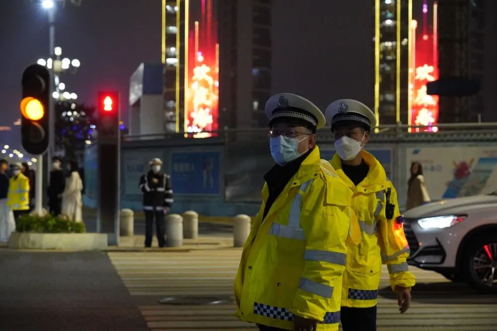 汕尾：“善美之城贺新春”大型音乐烟花汇演活动交通安保工作掠影