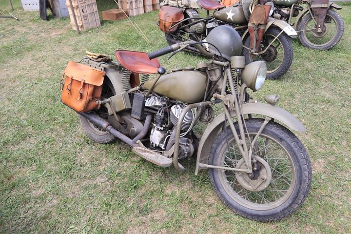 哈雷摩托车哪款改复古最好看,哈雷摩托车从第一代至今的车型