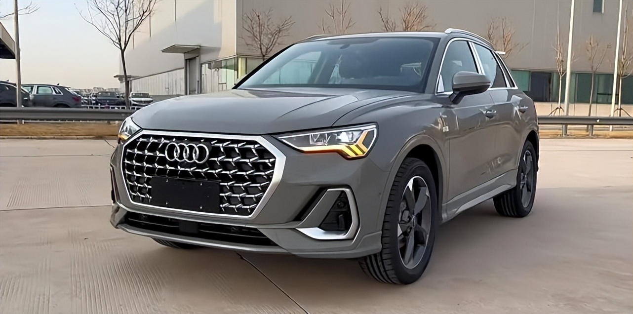 1.4T变1.5T，标配氛围灯！新款奥迪Q3正式亮相，性能比肩朗逸