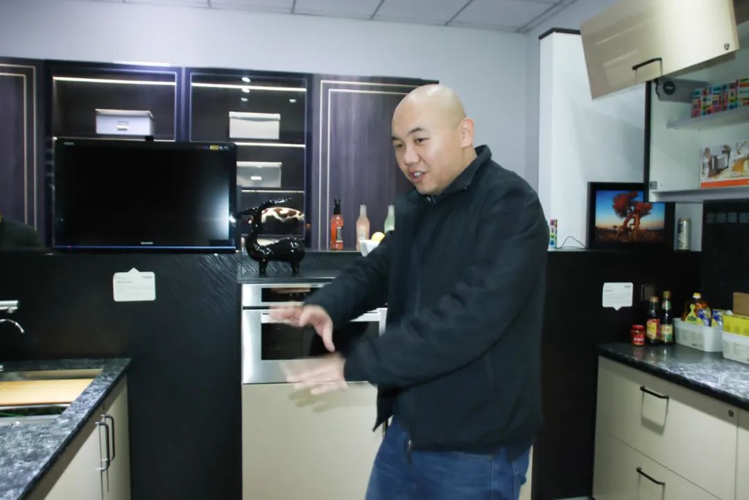 灞辫タ濂囩編姗辨煖,灞辫タ濂囩編鍘ㄦ煖绉戞妧鏈夐檺鍏徃