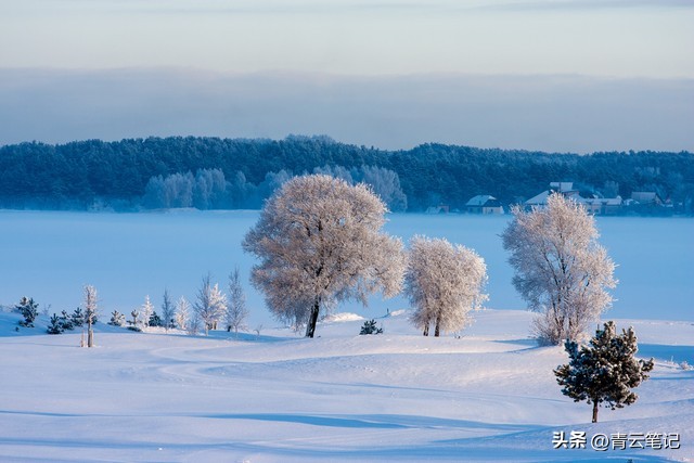 俄罗斯玩两个月需要多少人民币,俄罗斯是发达国家吗旅游攻略