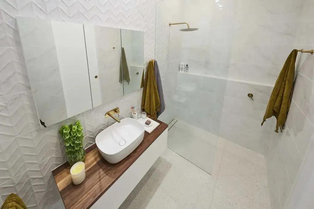 卫生间拆掉浴室柜,用浴室柜拯救你家凌乱的卫生间