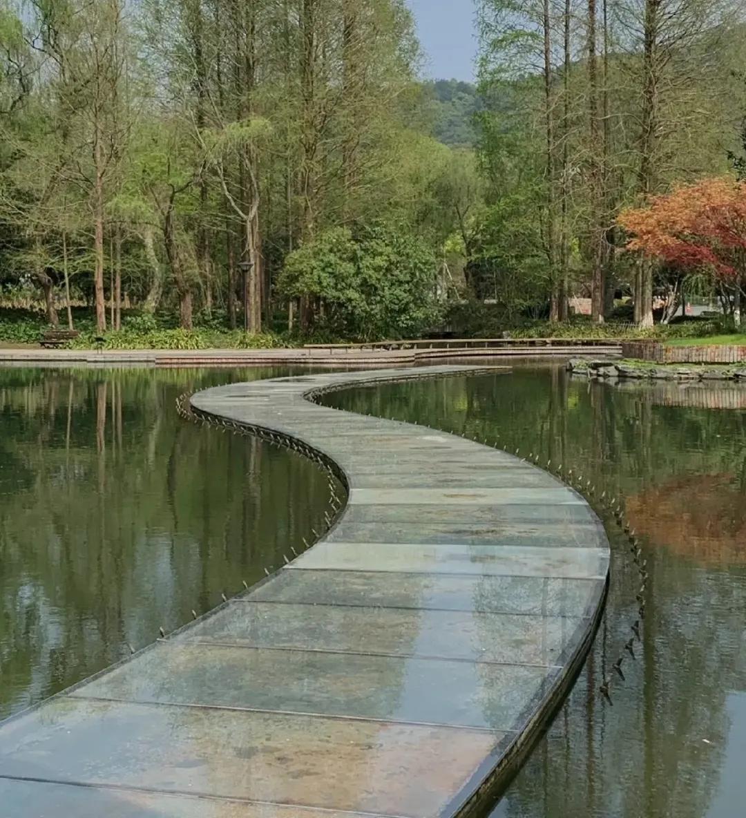 中国丝绸博物馆和中国之江博物馆,博物馆中国的服装