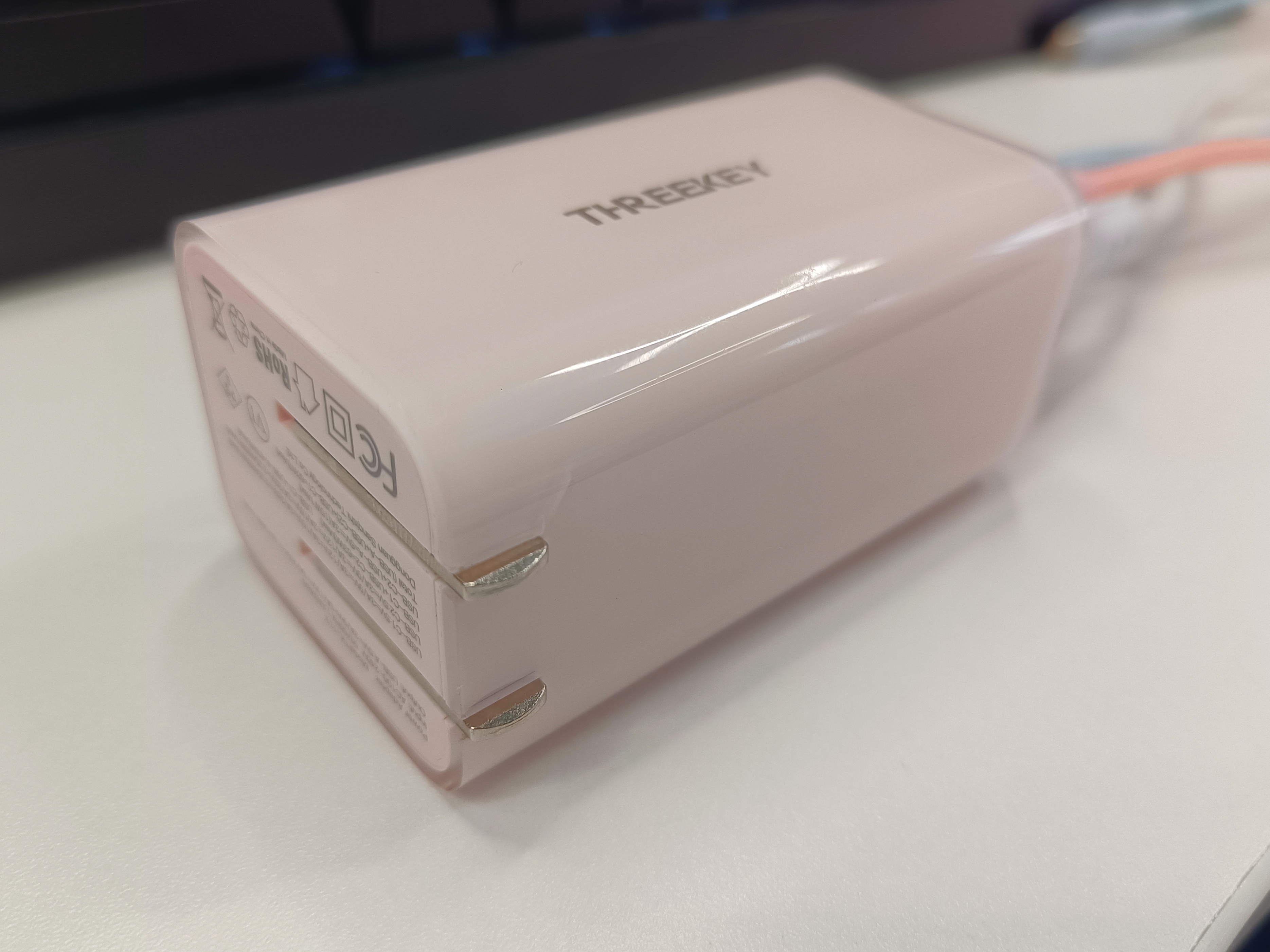 氮化镓黑科技充电器是什么意思,氮化镓充电器和全氮化镓有区别吗