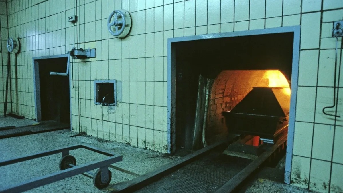 遗体被火化后为什么只剩下骨灰,遗体火化后为什么没有牙齿