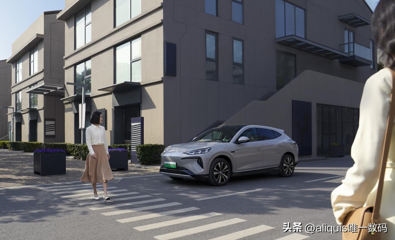 全新腾势N7起售价,全新腾势N7上市23.98万起售