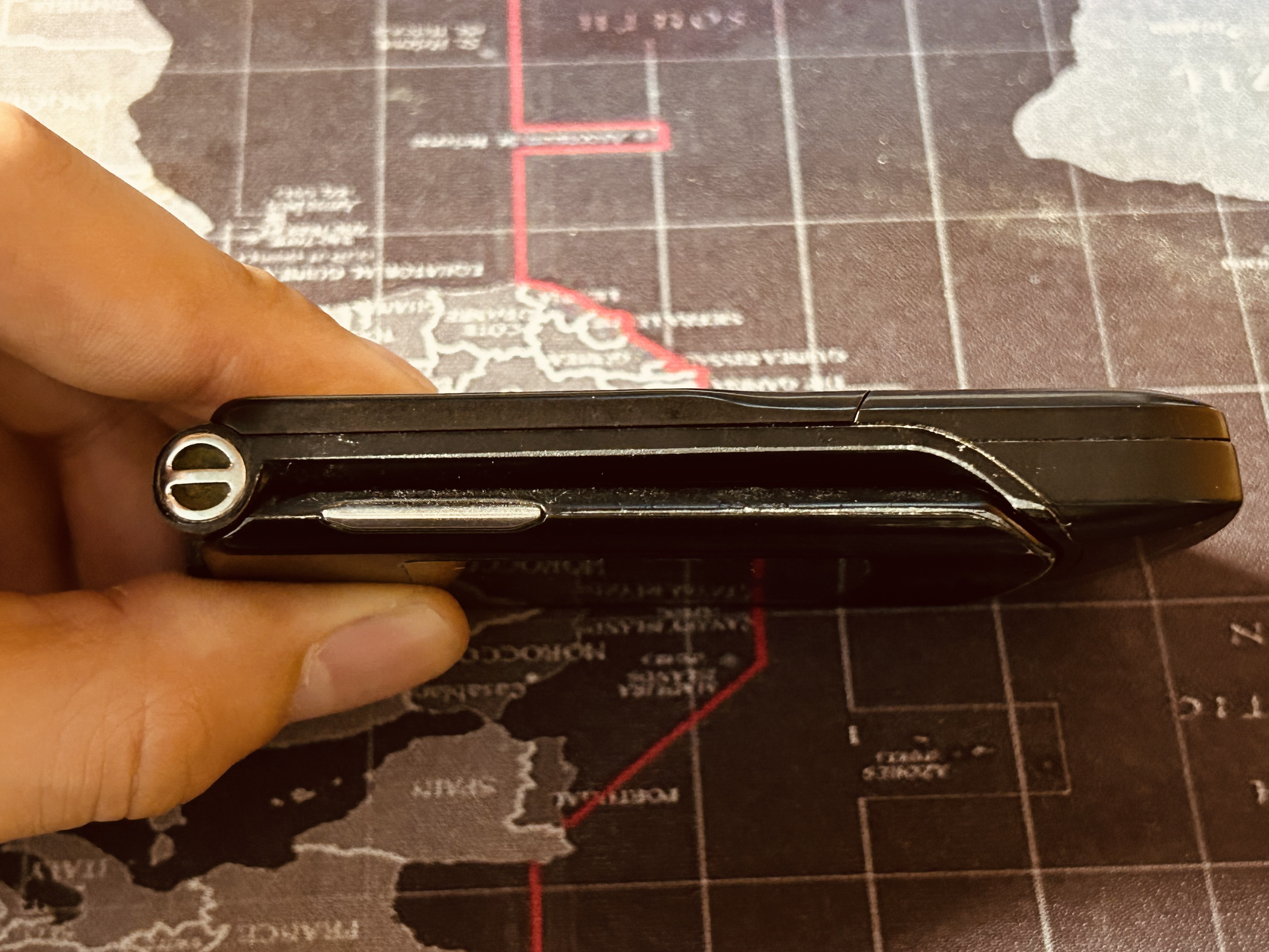 当年的摩托罗拉v3,2003年摩托罗拉手机怀旧经典