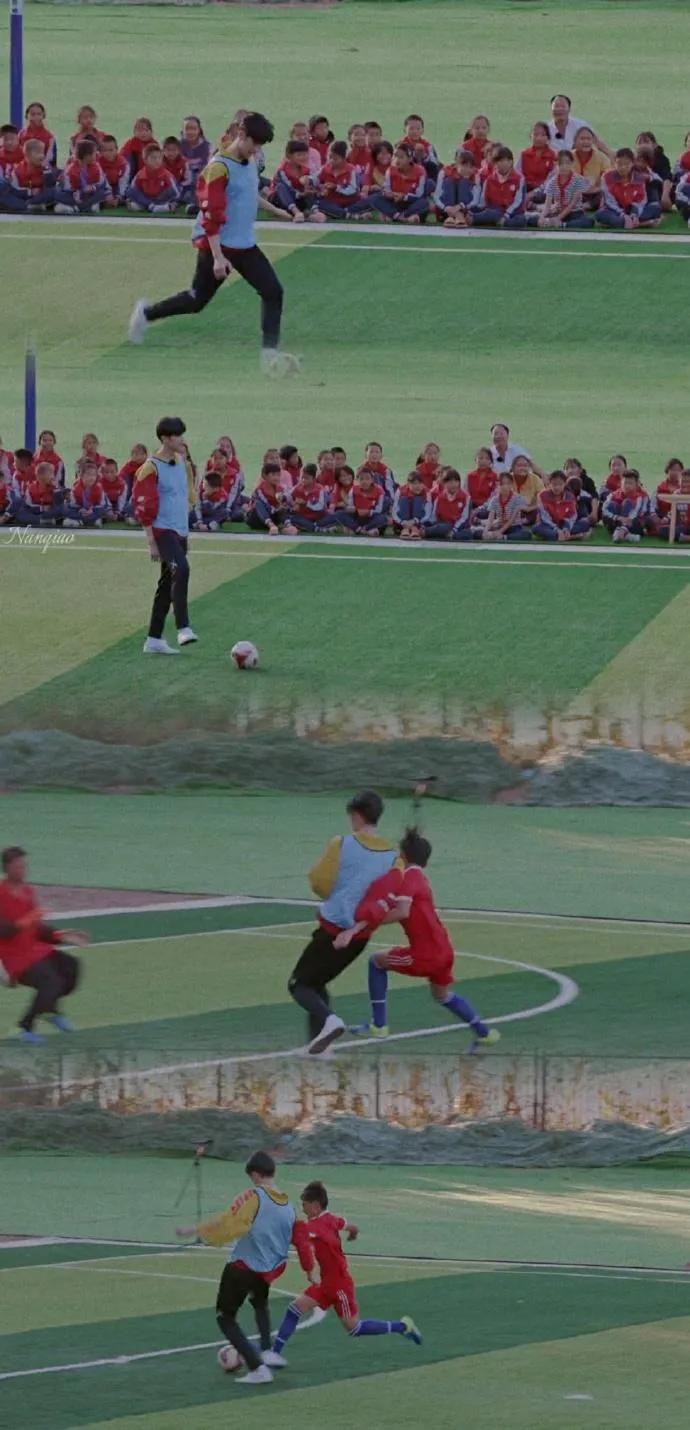 张云龙早期踢足球,张云龙带球过人好帅