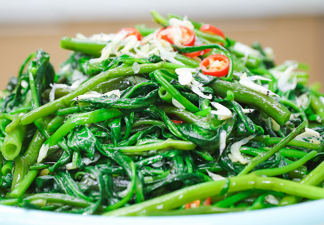 中老年人常吃五种食物补钙最好,中老年人喝牛奶还是奶粉补钙好