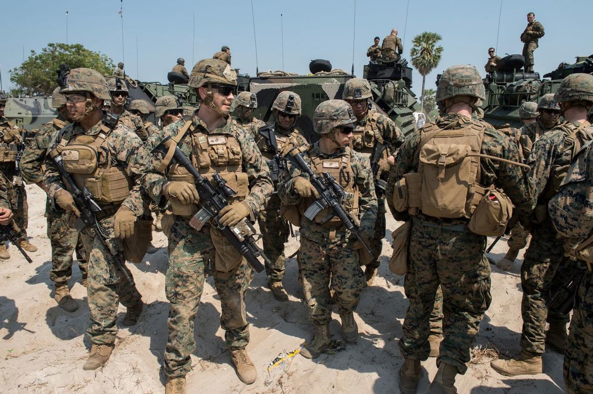 美国五大军种搅局西太,两大舰队互相掩护,对解放军亮出獠牙