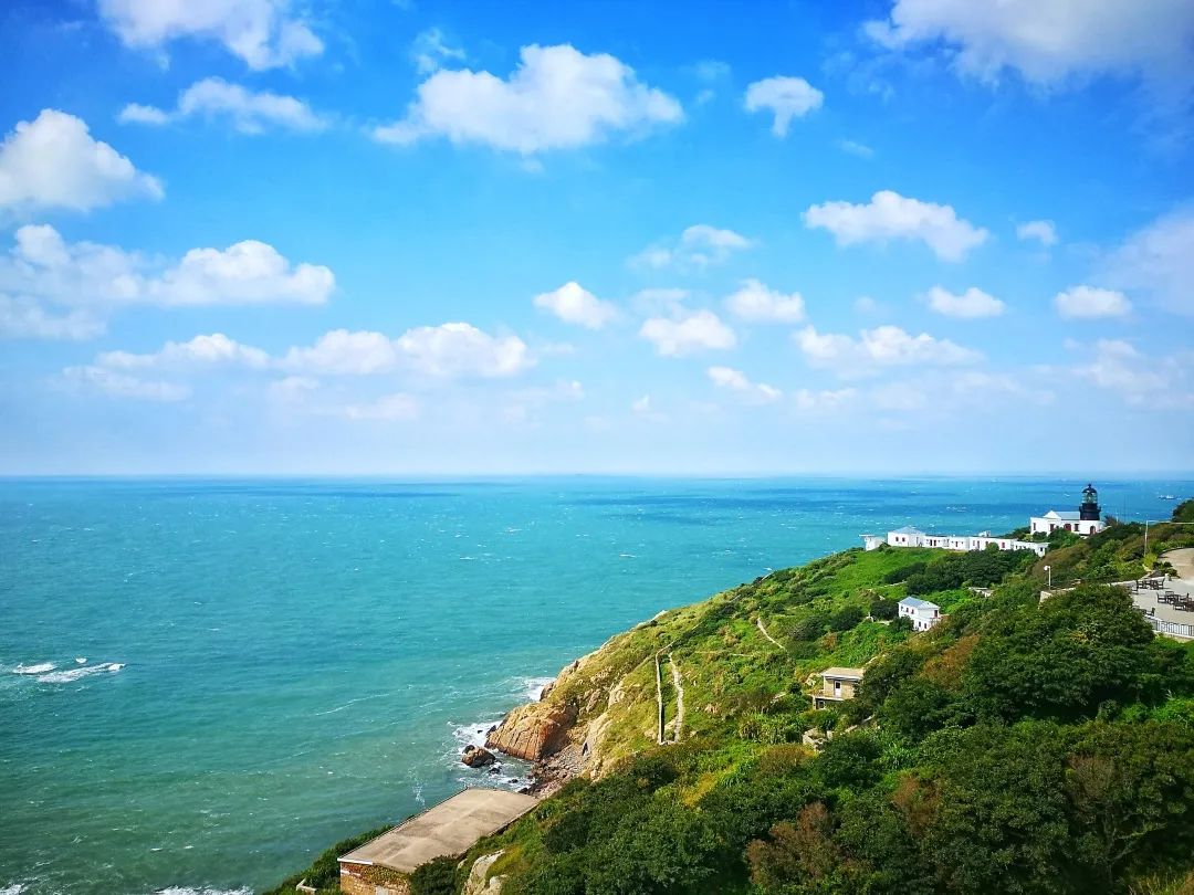 世界上被遗忘的小岛,大海中的神秘无人小岛