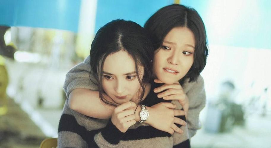 杨幂私下究竟可以有多拼,杨幂人品怎样