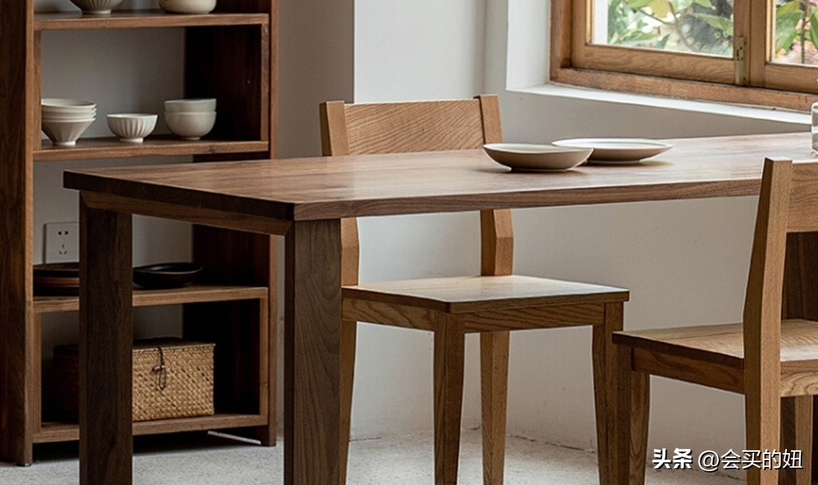 餐厅加厚实木餐桌纯实木,值得推荐的实木餐桌
