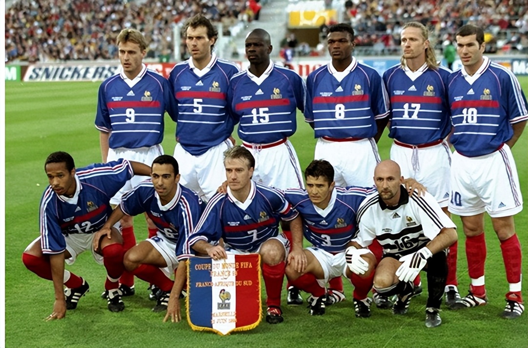 高卢雄鸡世界冠军,高卢雄鸡夺冠图