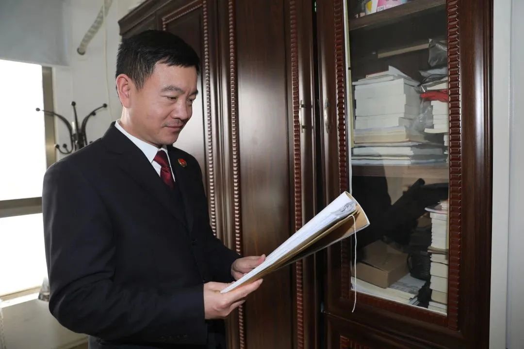 帮人解封qq判刑案例,帮助解封qq号获利构成犯罪吗