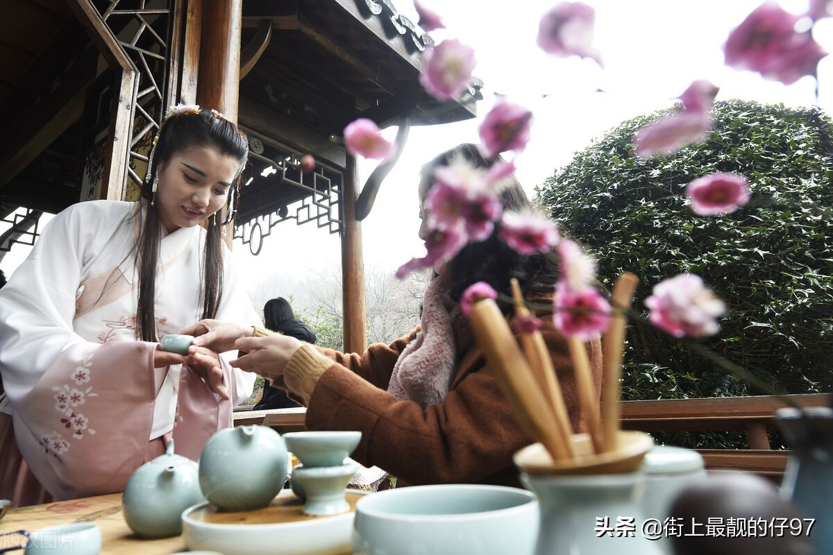 考茶艺师有什么好处,茶艺师培训的好处