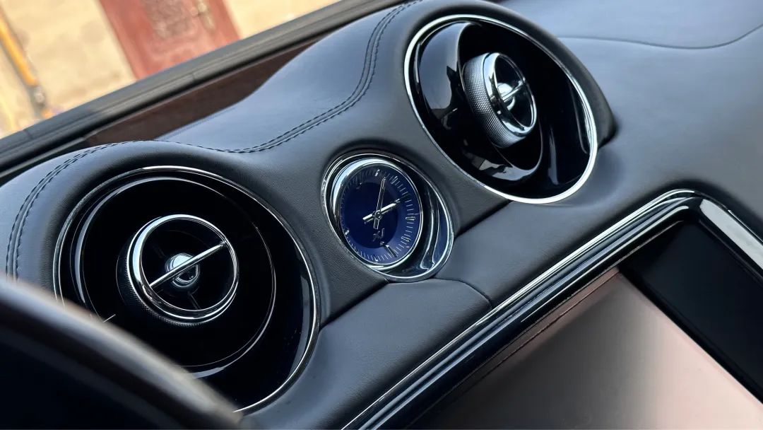 捷豹xjl内饰翻新出售价格,捷豹xjl汽车翻新改造全过程