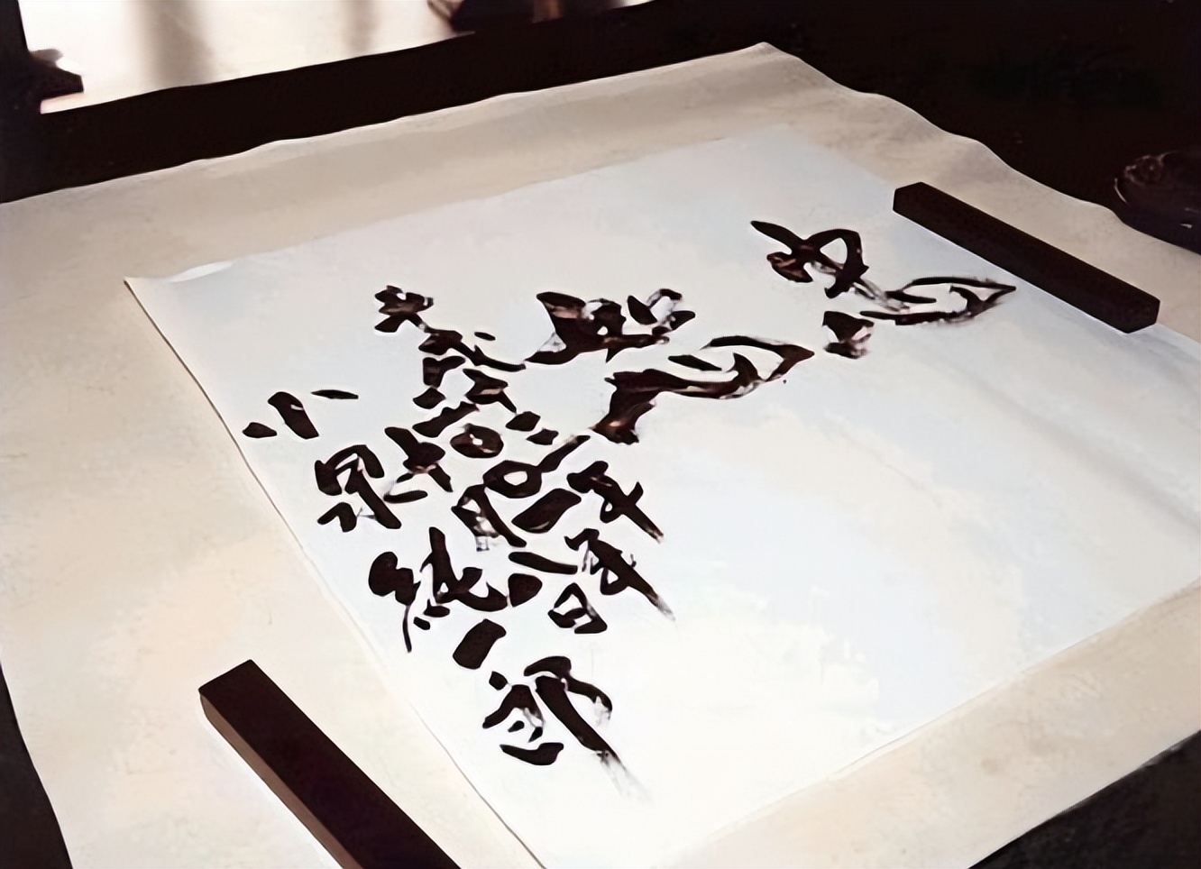 小泉纯一郎参观抗日战争纪念馆,小泉纯一郎2001年访华