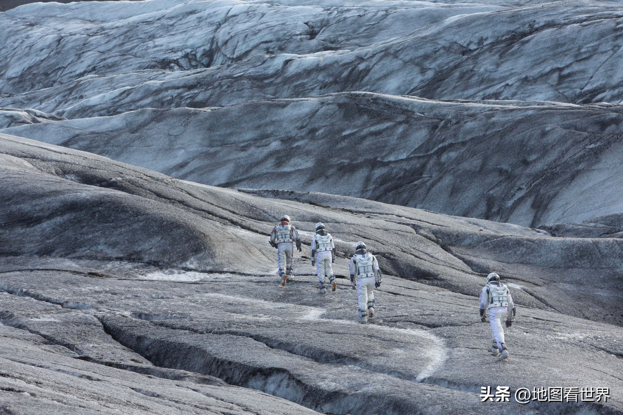 世界国家趣谈,冰岛是怎样的一个国家值得去吗