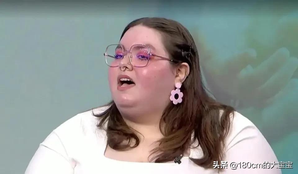 美国女子怀了14个小孩,美国一女子胖成瘤子