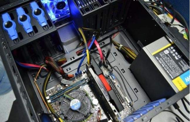 笔记本电脑黑屏开不了机怎么办,苹果电脑黑屏开不起来了怎么办