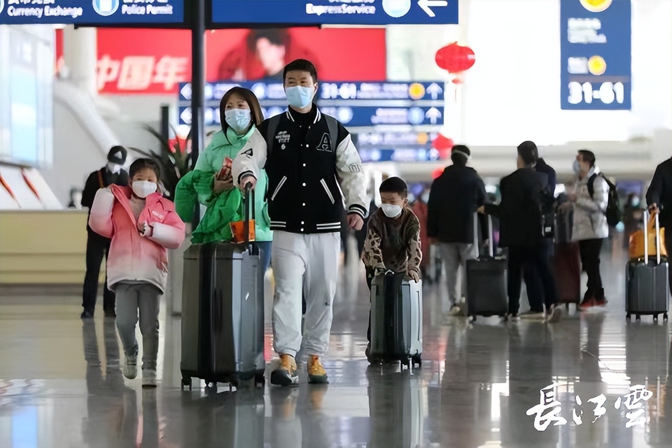 武汉和郑州谁的枢纽作用更大,中部地区武汉郑州长沙