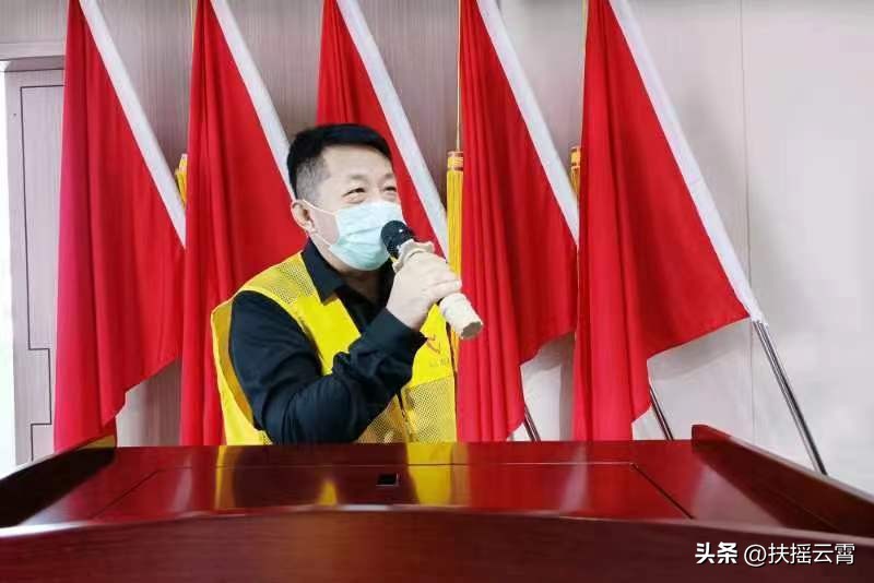 志愿者李天辉及队友：热心邻里公益如春风，大事小情无私抢着干