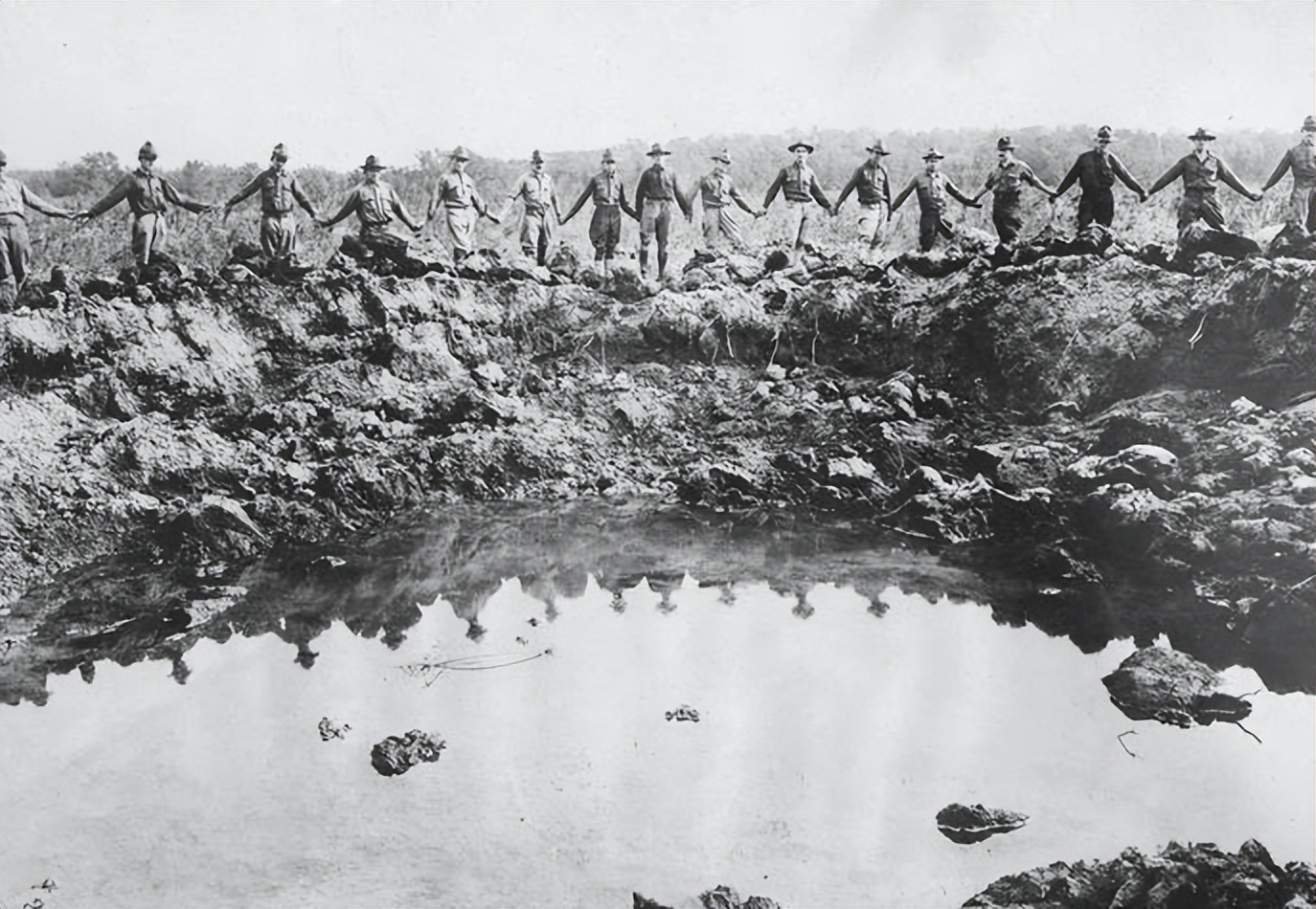 讲述二战时期美国对德国的战役,美国参战始末