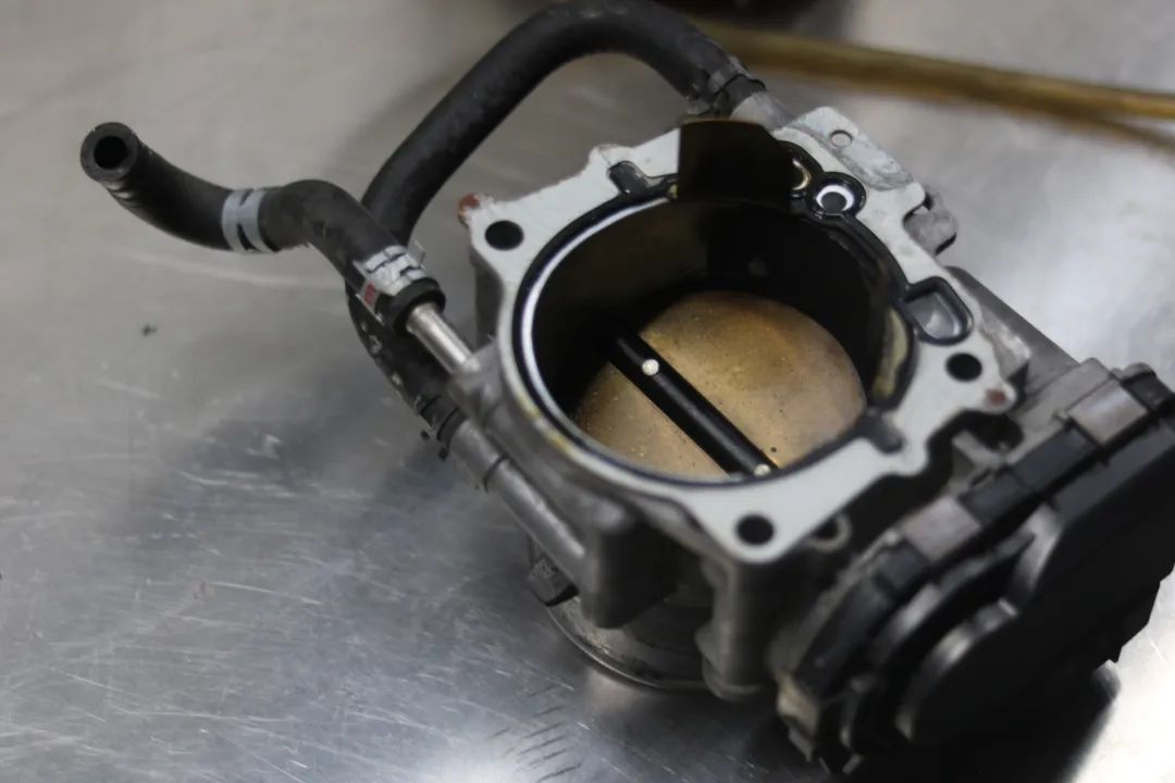 翻新陆巡lc100,陆巡lc100老款改装新款最佳案例