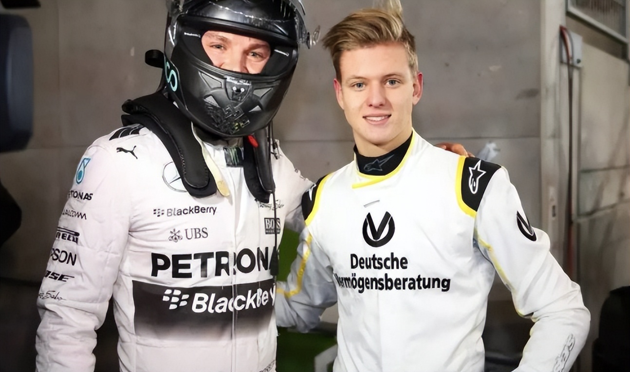 车王舒马赫昏迷10年“苏醒”,昏迷6年的车王舒马赫终于苏醒