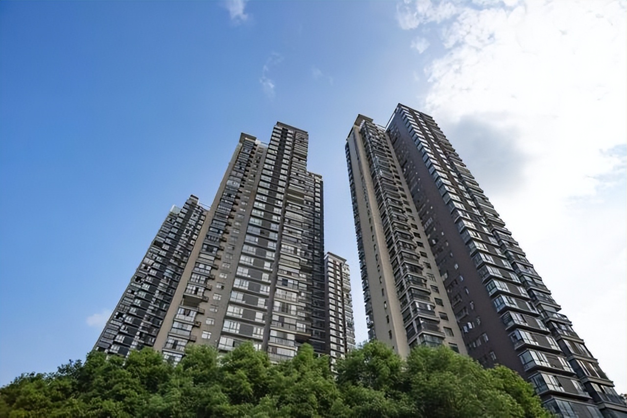 为什么法拍房增加房价越来越高,房价高法拍房增多