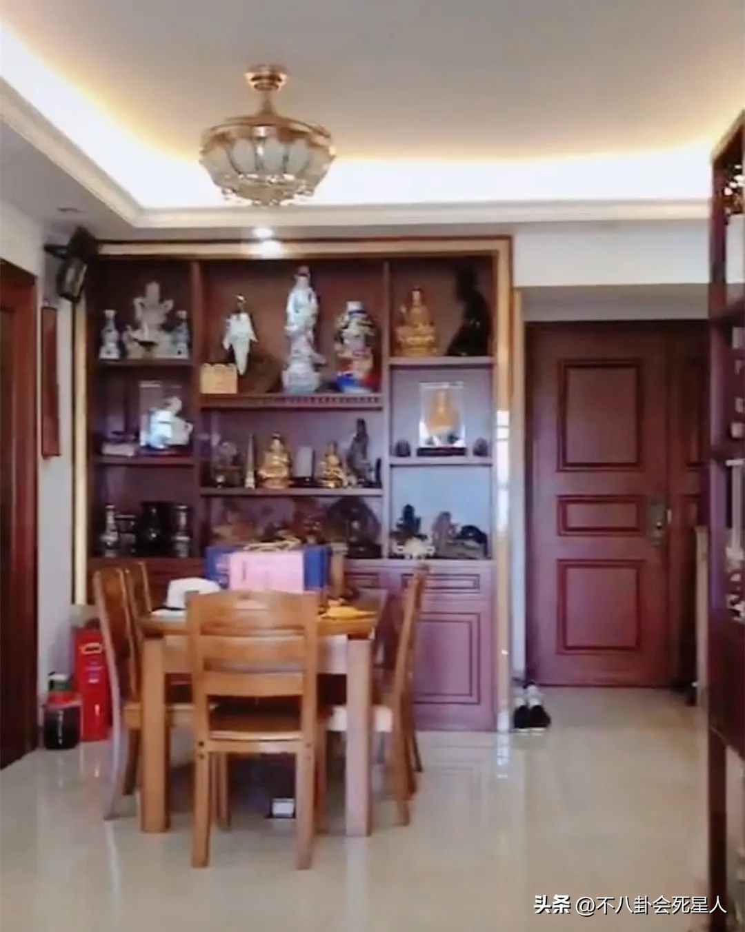 娱乐圈晚节不保的六位老戏骨,80位已逝香港明星