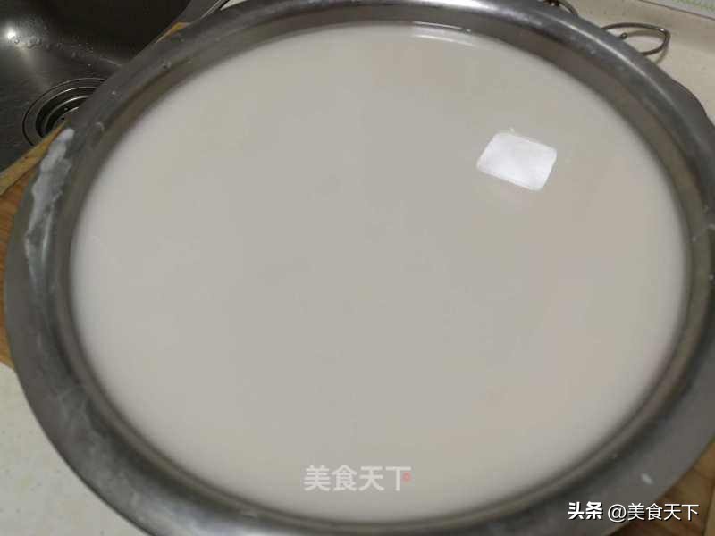 外面卖的凉皮是什么做的,外面买的凉皮还要煮吗