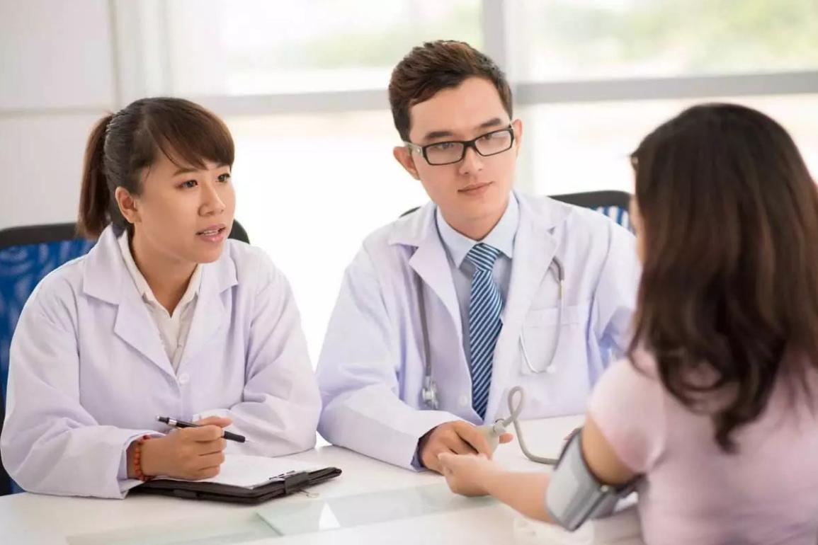 女生之间月经会传染？了解根源不必紧张！出现4个异常才要多留意